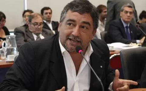 Adrián Grana: "Los cortesanos que puso Macri por decreto le están devolviendo el favor"