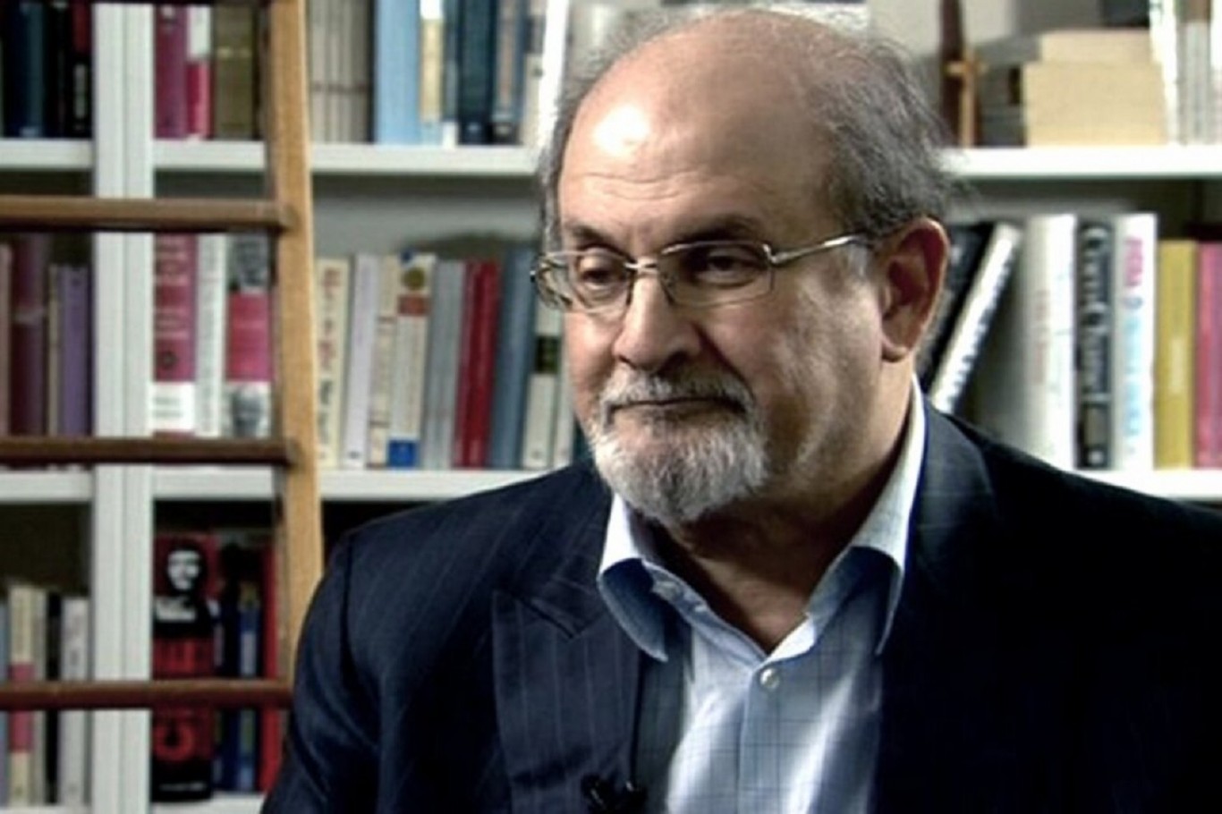 "El atentado contra Rushdie muestra que la fatua no desapareció ni desaparecerá"