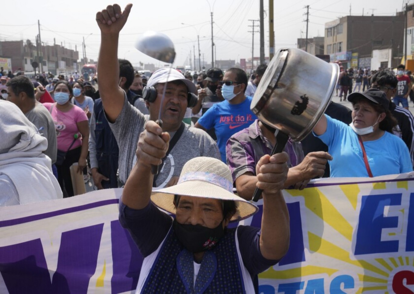 "La situación en Perú está bastante convulsionada..." Carlos Noriega