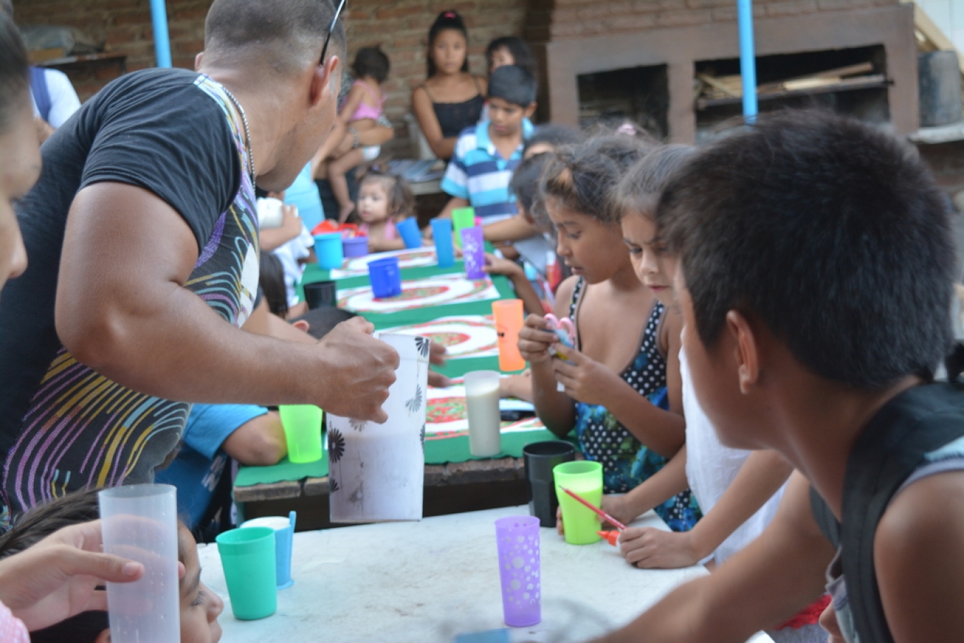 "Pedimos que incluyan a la gente de los merenderos y que brindan apoyo escolar como prioritarios a vacunarse", Walter Córdoba