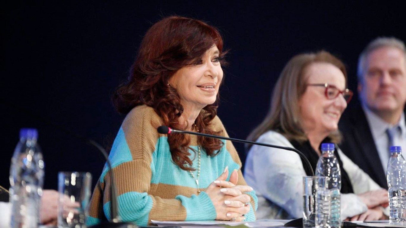 Cristina Kirchner: "La Corte coloca a los ciudadanos en libertad condicional"