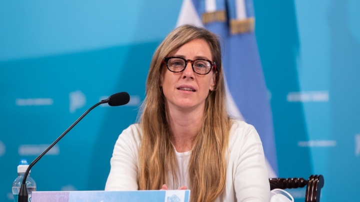 &quot;Hemos determinado que haya una alternancia entre presencialidad y virtualidad. Cuando estemos en la escuela las jornadas serán de 4 horas&quot;, Agustina Vila