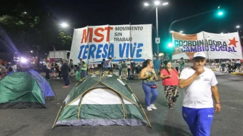 Mónica Sulle: "Tolosa Paz está contenta por dejar a 85 mil compañeros sin nada"