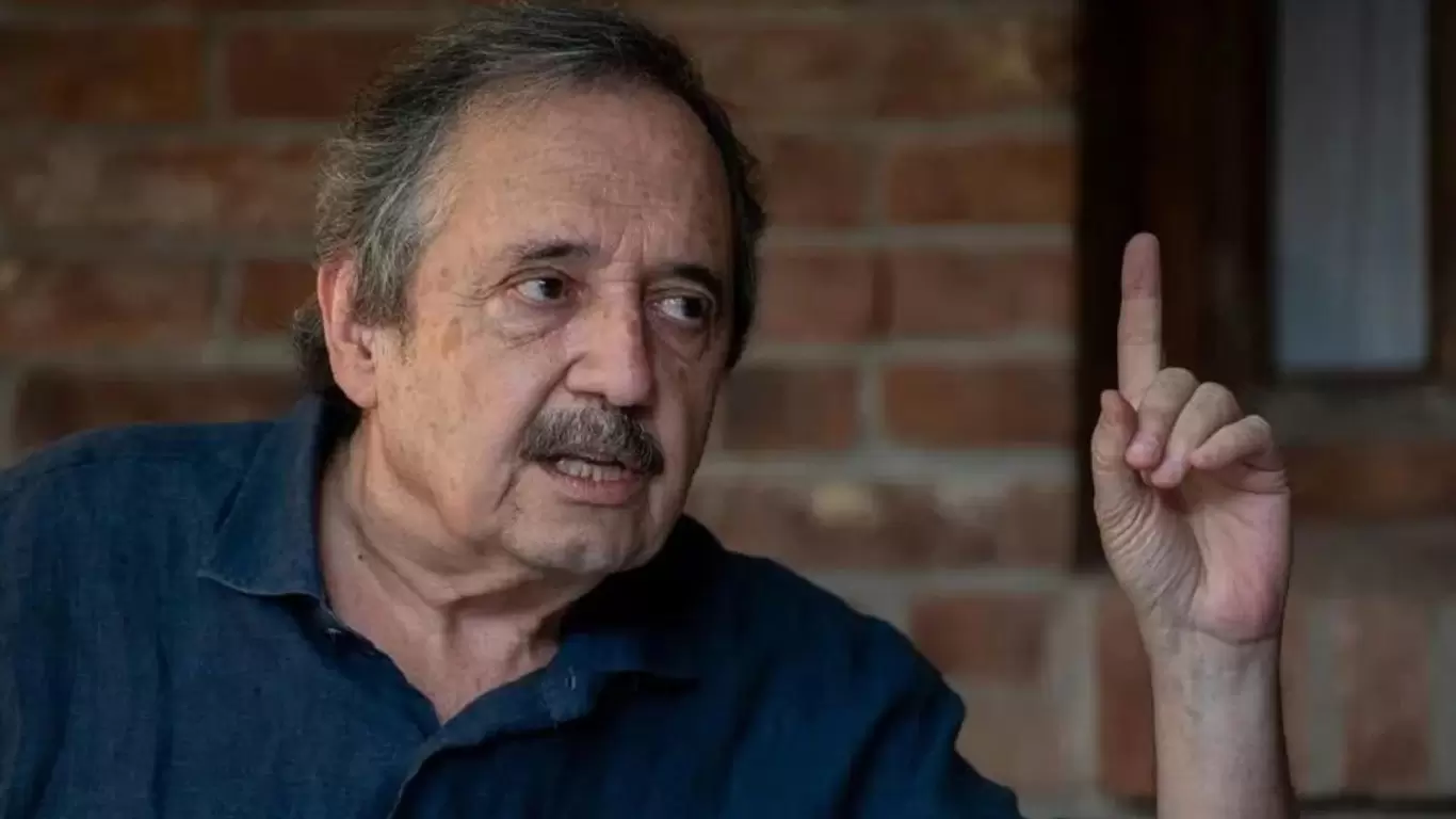 Ricardo Alfonsín: "Quieren un presidente que no sea peronista pero tampoco antiperonista. Y eso es lo que vamos a crear" - Splendid AM 990