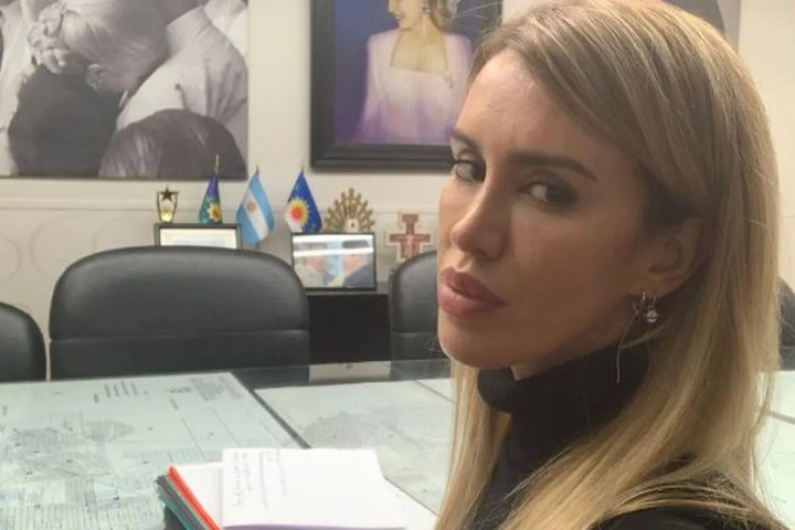 Melody Rakauskas: "Fernando Espinoza abusó de mí cuando era su secretaria"