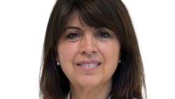 Dra Dolores Dimier de Dicente: "En 2024, la caída de nacimientos fue muy abrupta y en 10 años fue de un 40%"
