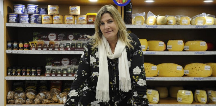 Gabriela Benac: "La leche es la materia prima principal de un montón de productos básicos"