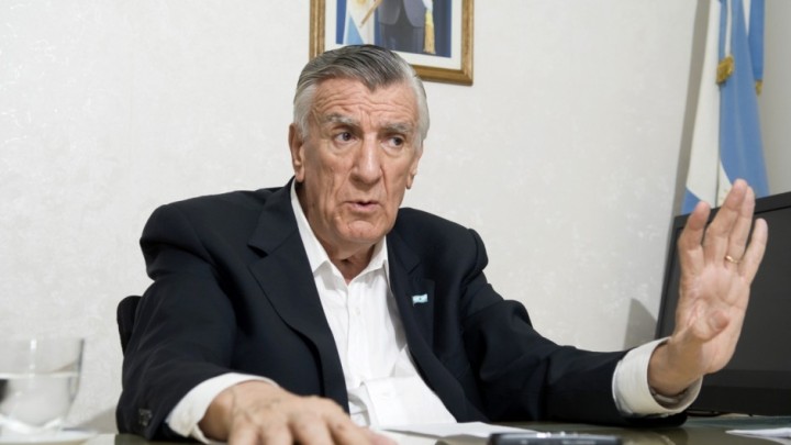 José Luis Gioja: “Democráticamente hay que insistir en que ni el DNU ni la Ley Ómnibus pueden pasar”
