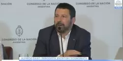 Alfredo Zaiat con Barton: "Milei es un chanta, no pasa un primer parcial de economía"