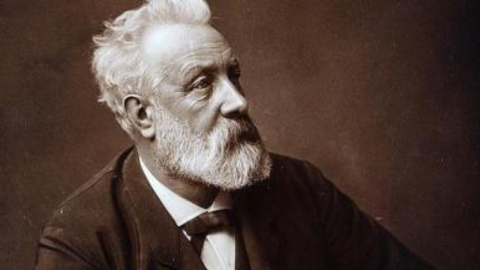 &quot;Merci, Julio Verne. Tante grazie, Emilio Salgari&quot;