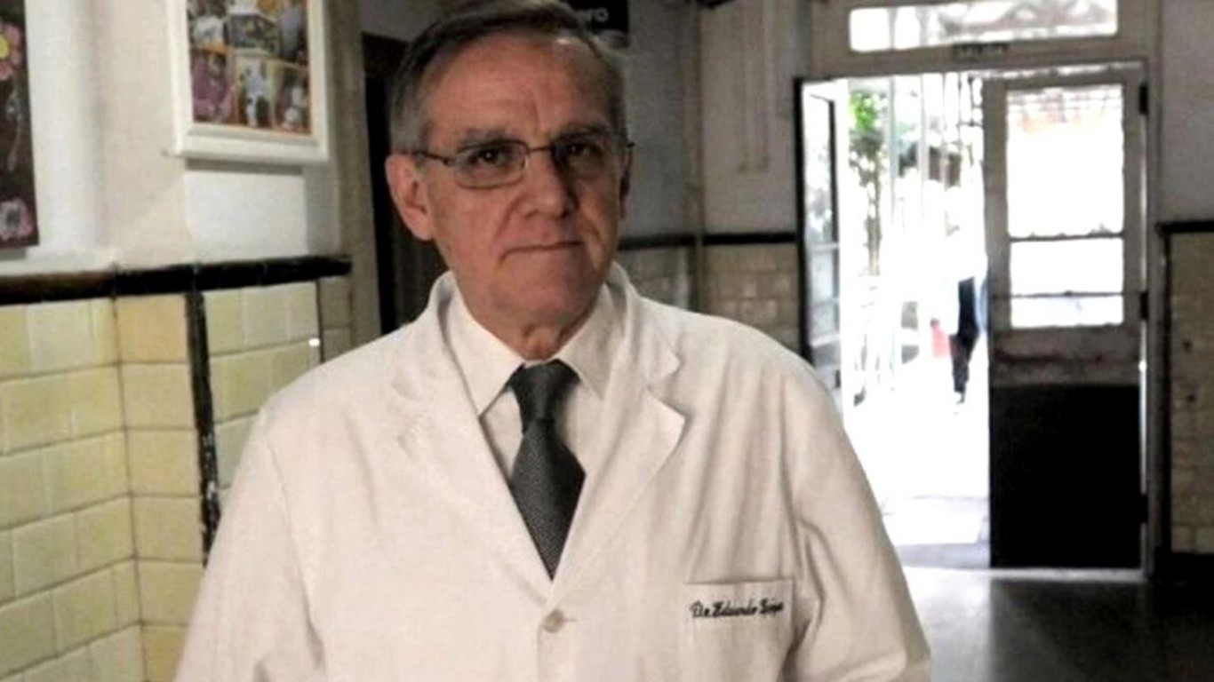 "Estoy de acuerdo con el pase sanitario, es un pase habilitador...", Eduardo López.