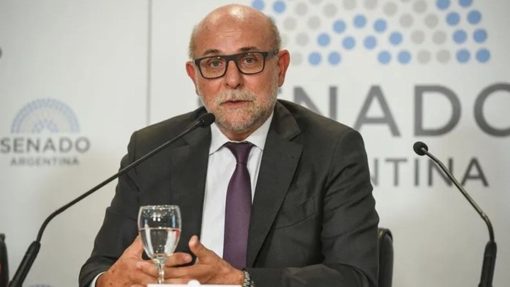 Flavio Fama: "El congreso puede hacer las mejores leyes pero si el Ejecutivo no tiene gente capacitada es la misma historia"