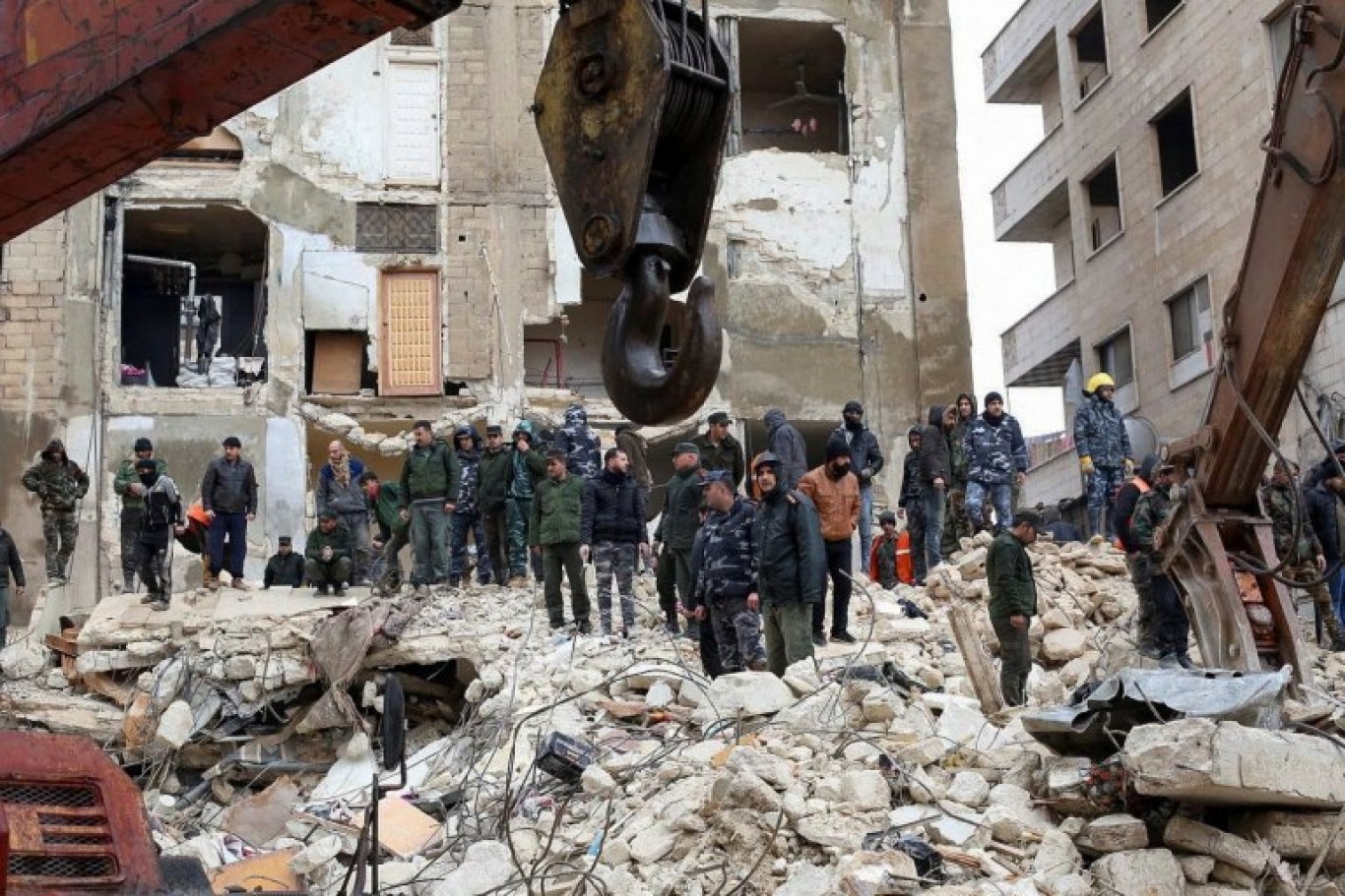 El Gobierno se puso a disposición de Siria y Turquía tras el terremoto