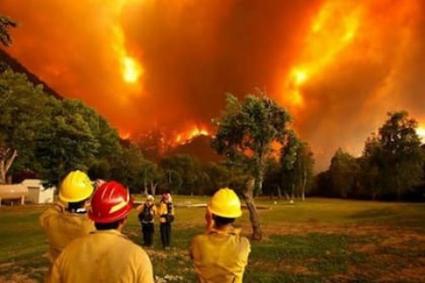 Continúan los incendios en el sur del país