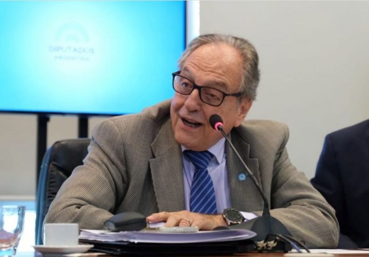 Carlos Heller: "La Argentina ha hecho acuerdos recientes que garantizan que tengamos el combustible que necesitamos para que no haya problemas en el invierno"