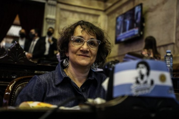 Mara Brawer: “Estamos militando para generar las condiciones para que Cristina sea candidata”