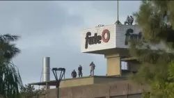 Sebasti&aacute;n Tesoro, trabajador de FATE: &ldquo;M&aacute;s de 700 familias nos quedamos en la calle"