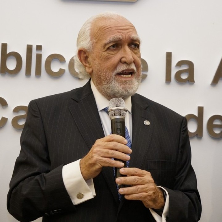 Ricardo Gil Lavedra: &quot;El DNU crea un precedente muy negativo para el futuro”