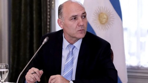 Guillermo Carmona: "La posición de liviandad argentina es aprovechada por los británicos"