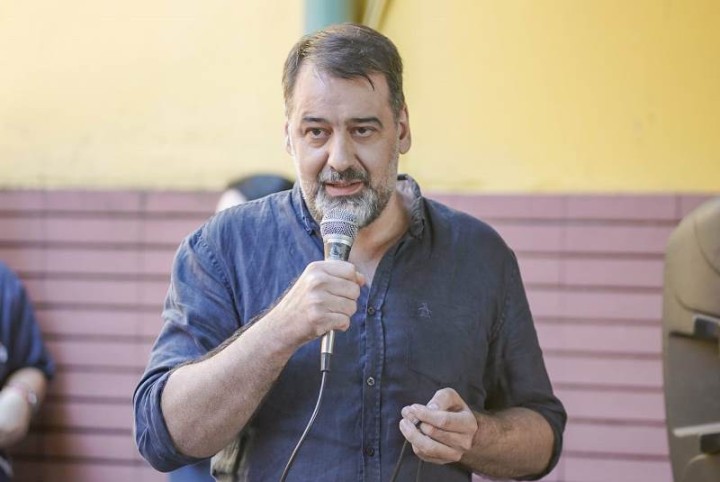 Héctor González: “La vacuna es una herramienta más en el combate”