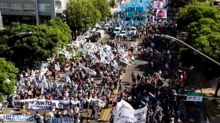 24 M: dos marchas, un mismo reclamo y distintas denuncias